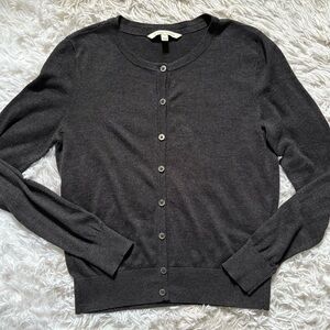 41 HAWTHORN Charcoal Gray Cardigan Sweater size M